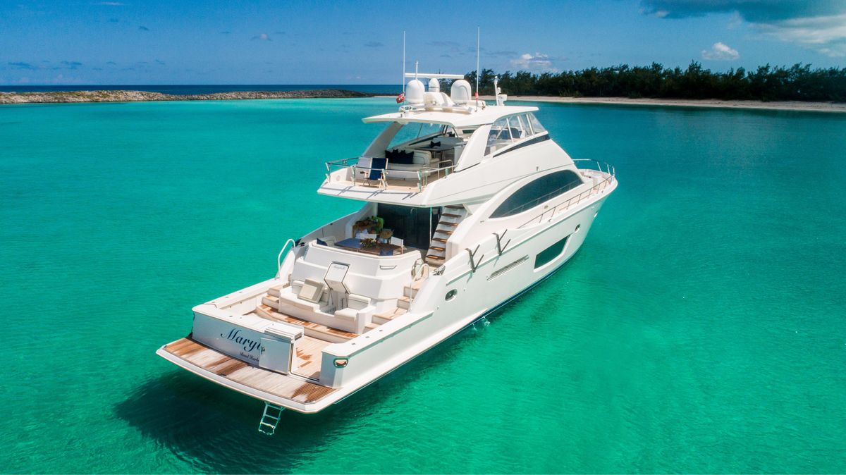 2017 Viking 82 