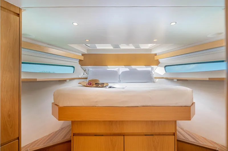 Marybelle Yacht Photos Pics Luxurious bedroom in 2017 Viking 82 Cockpit Motor Yacht with modern design.
