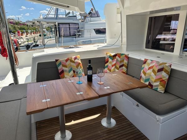 2015 Lagoon 45 