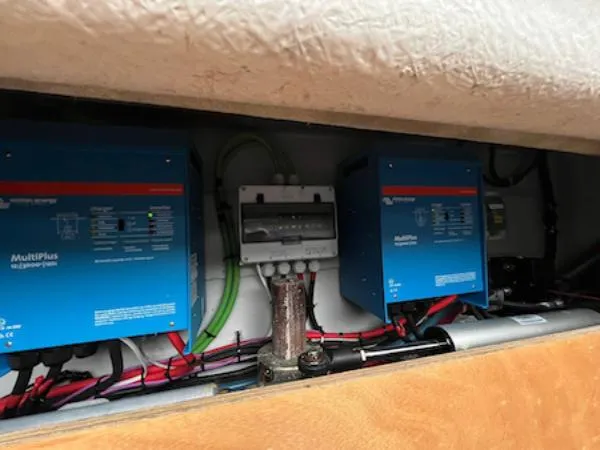 Angels Share Yacht Photos Pics Electrical system in a 2015 Lagoon 450 F.