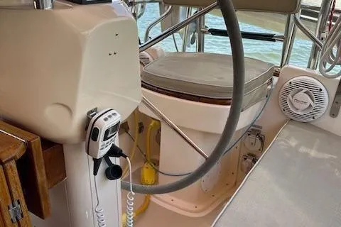 Petrel Yacht Photos Pics Nice speakers