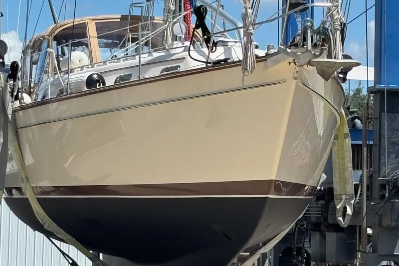 Petrel Yacht Photos Pics Shiny