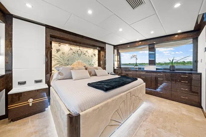 Obsession Yacht Photos Pics On-Deck Master