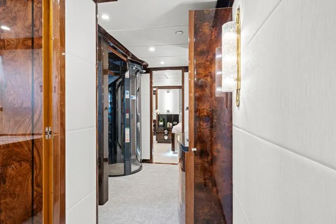 Obsession Yacht Photos Pics Lower Deck Companionway