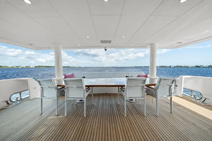 Obsession Yacht Photos Pics Aft Deck