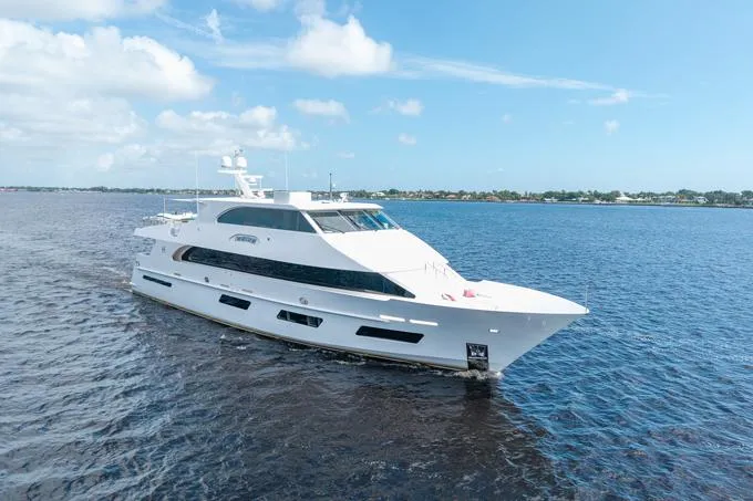 Obsession Yacht Photos Pics Bow Quarter