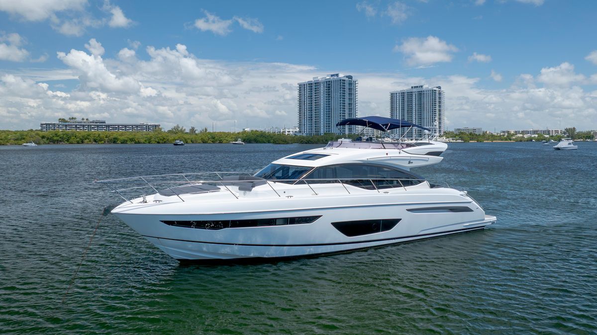 2017 Princess 65 