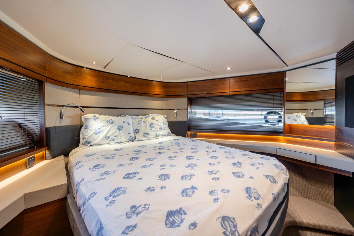 2017 Princess 65 