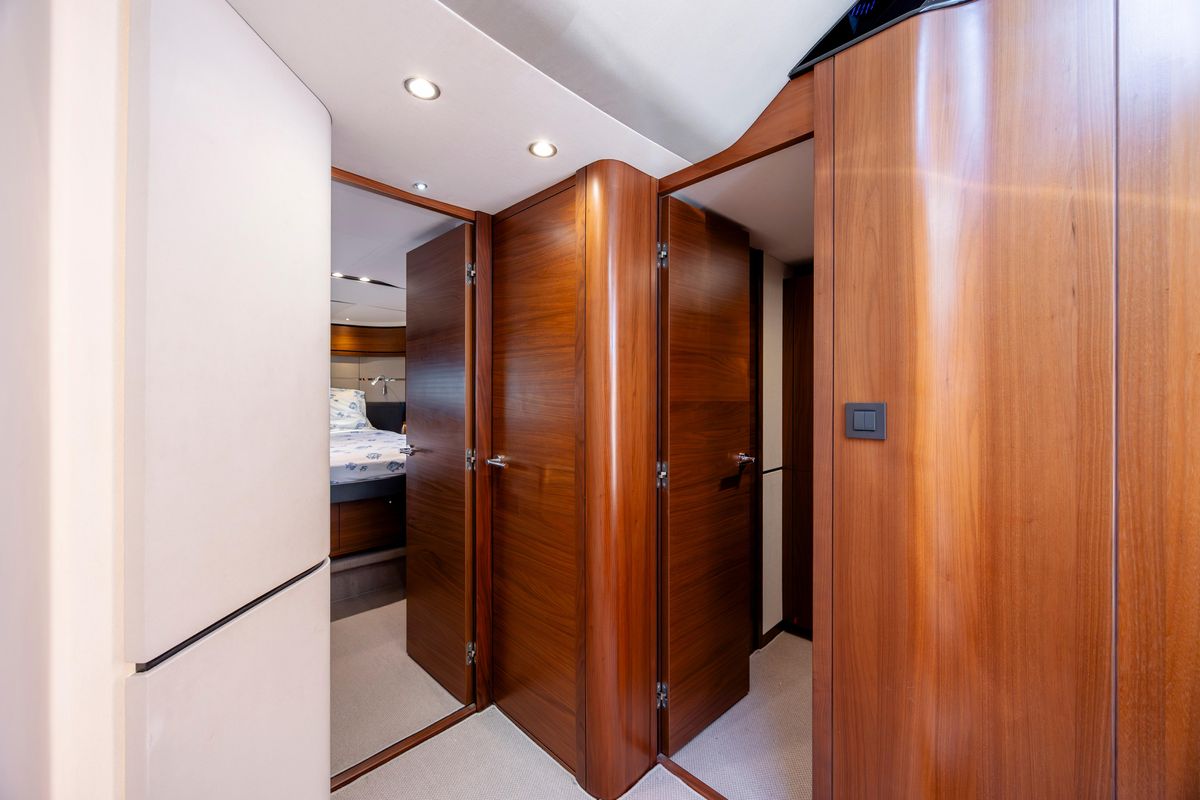 2017 Princess 65 