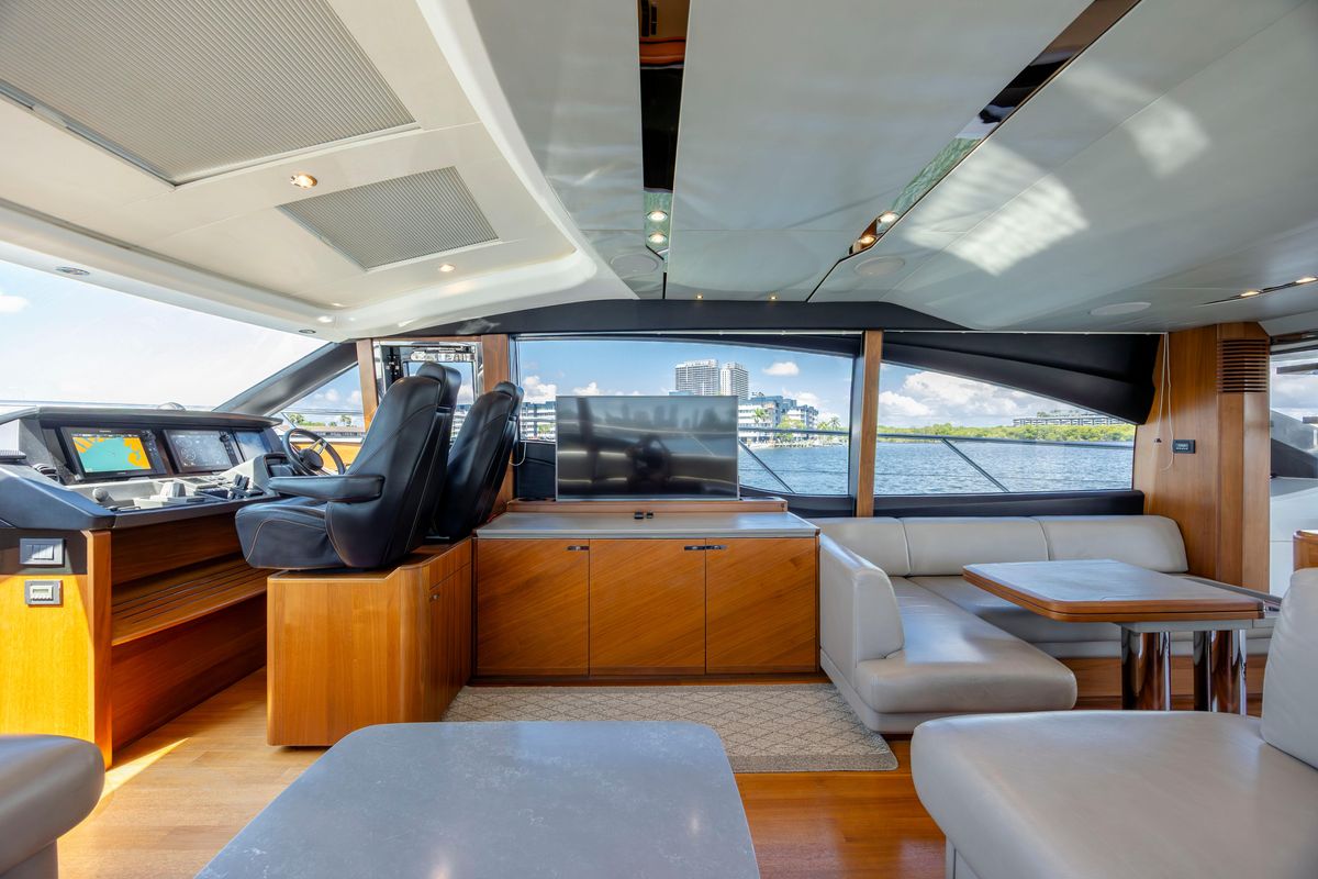 2017 Princess 65 