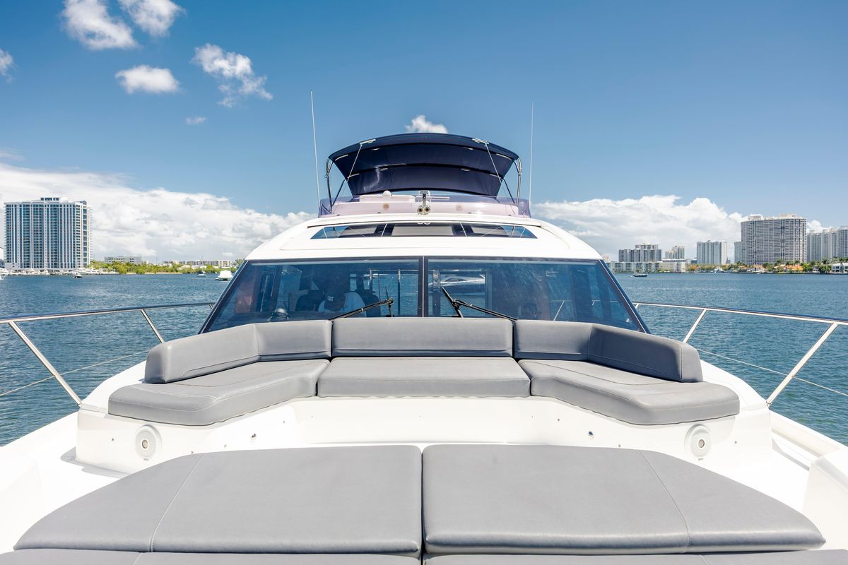 2017 Princess 65 