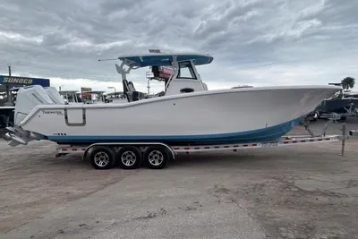 Tidewater 320 CC Adventure