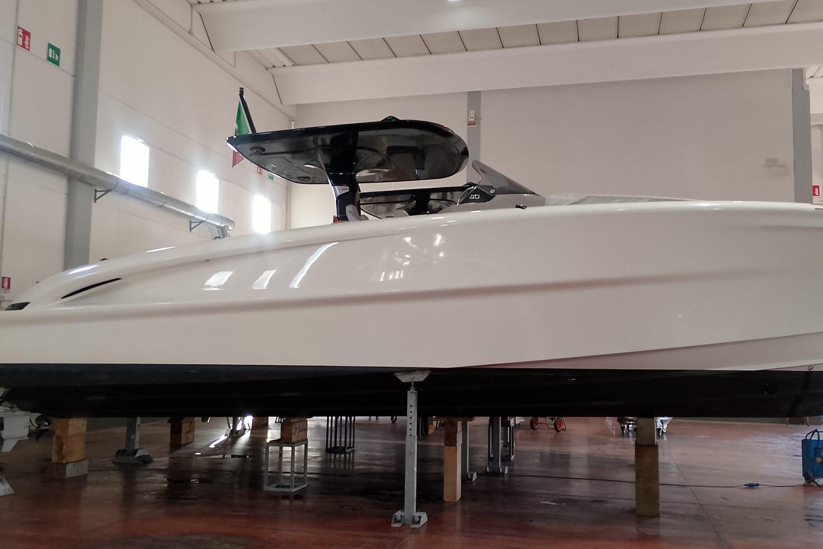 2024 Solaris Power 40 open