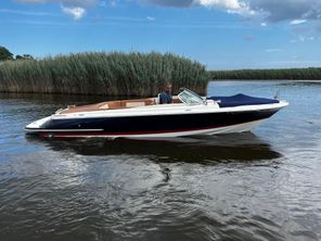 Chris-Craft Launch 27