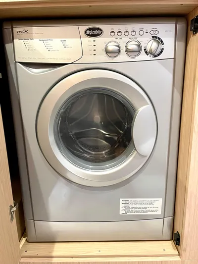 Tomorrow Yacht Photos Pics WASHER / DRYER COMBO UNIT