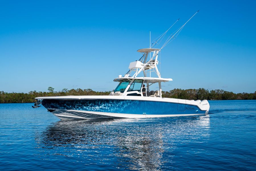 2022 Boston Whaler 380 Outrage