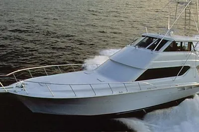 Hatteras 70 Convertible