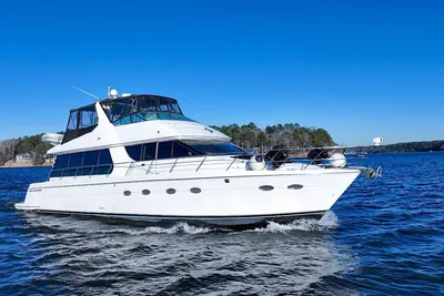 Carver 570 Voyager Pilothouse