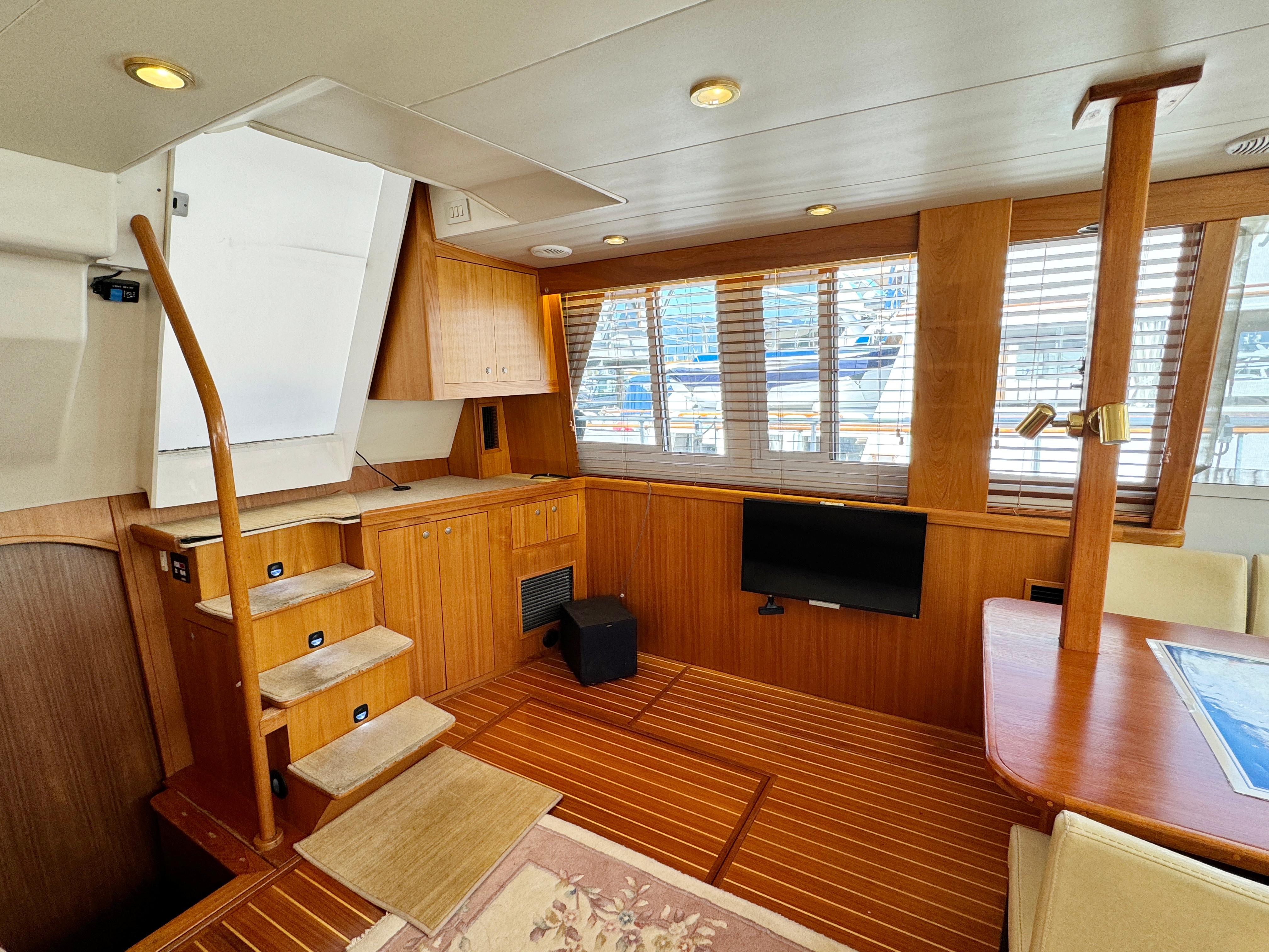 2002 Mainship 430 Aft Cabin Trawler for sale - YachtWorld