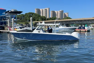 Pursuit S 328