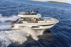 2023 Jeanneau Merry Fisher 1095 FLY