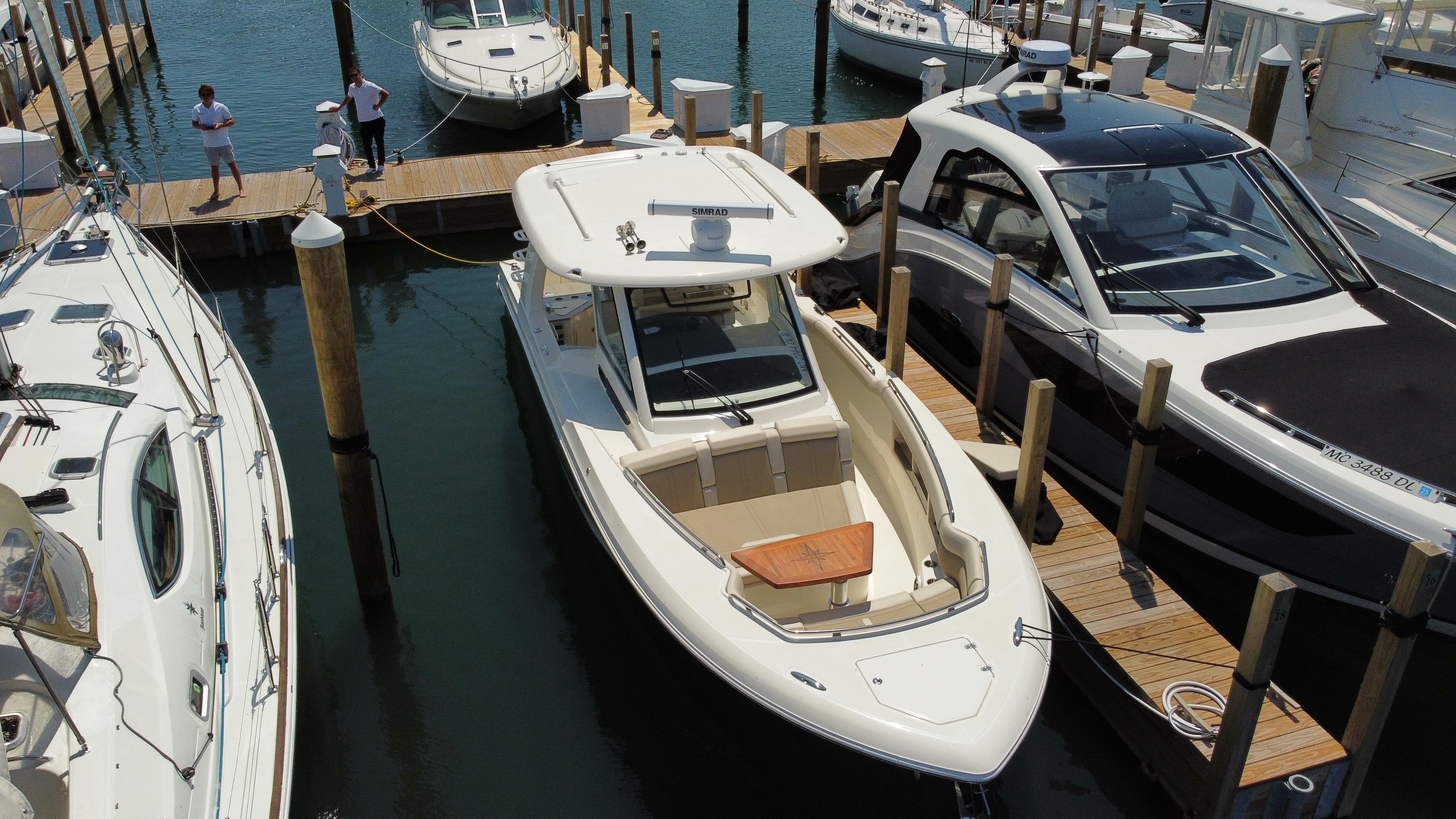 2023 Boston Whaler 350 Realm Express Cruiser for sale - YachtWorld