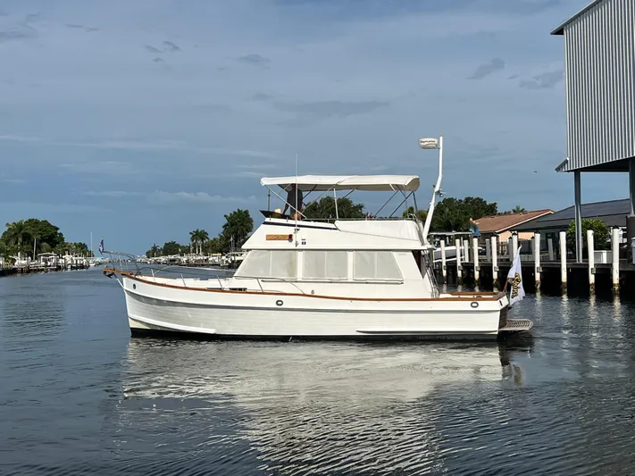 Soul Shine Yacht Photos Pics 