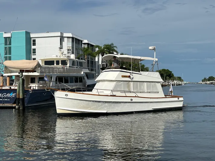 Soul Shine Yacht Photos Pics 