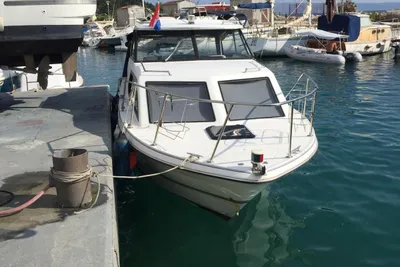 1993 Bayliner 2452CD