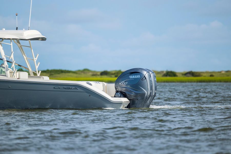 2021 Cobia 330 Dual Console