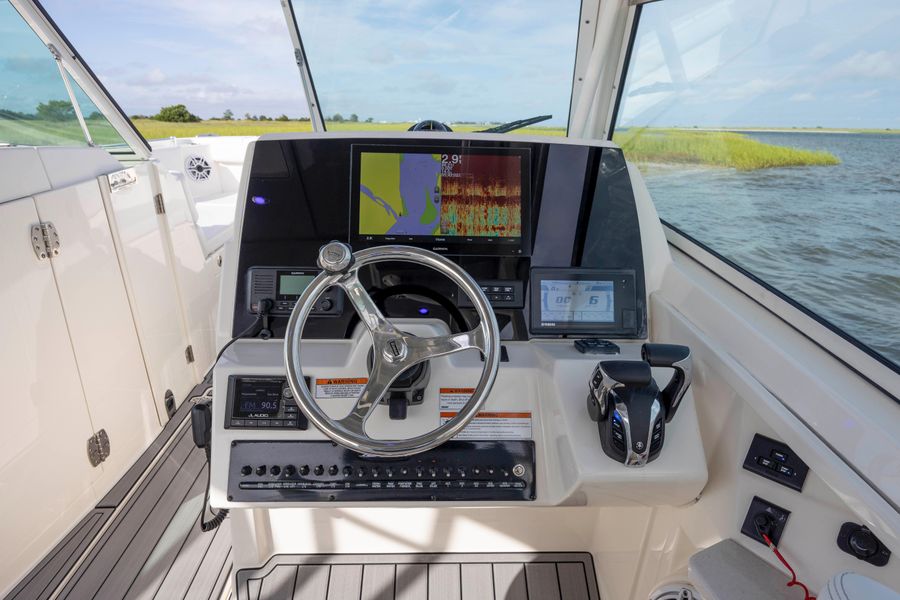 2021 Cobia 330 Dual Console