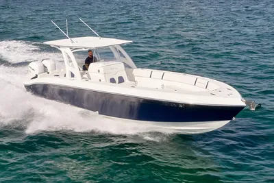 2020 Midnight Express 34' Open