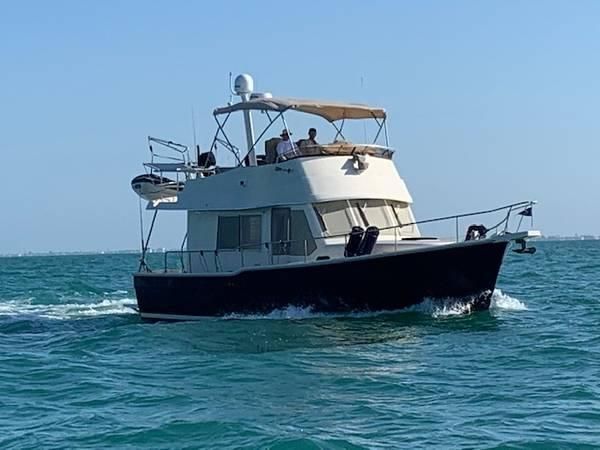 2006 Mainship 34 Trawler
