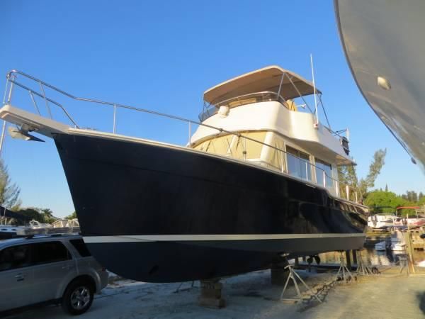 2006 Mainship 34 Trawler