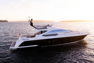 Azimut 77S