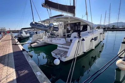 Lagoon L42