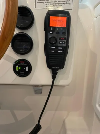 Silver Lining Yacht Photos Pics BC 34O