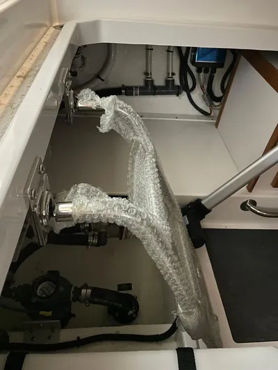 Silver Lining Yacht Photos Pics BC 34O