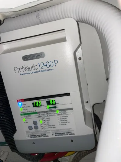 Silver Lining Yacht Photos Pics BC 34O