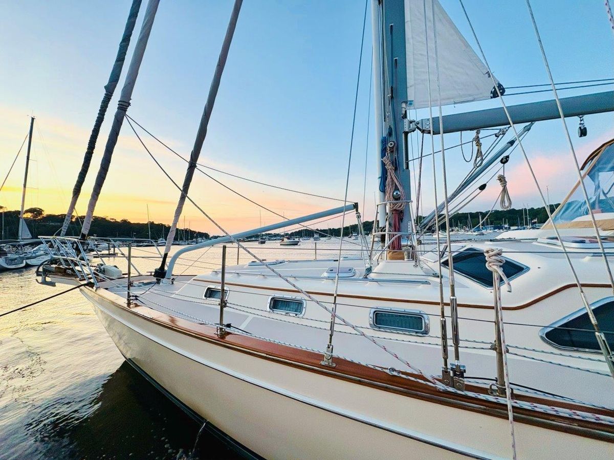 2007 Island Packet 48 
