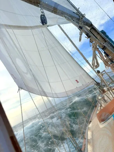 Calliope Yacht Photos Pics 