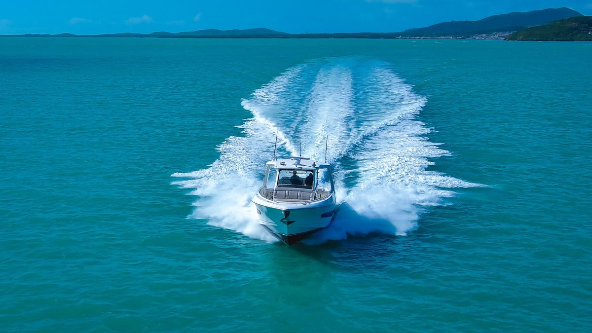 2017 Boston Whaler 42 