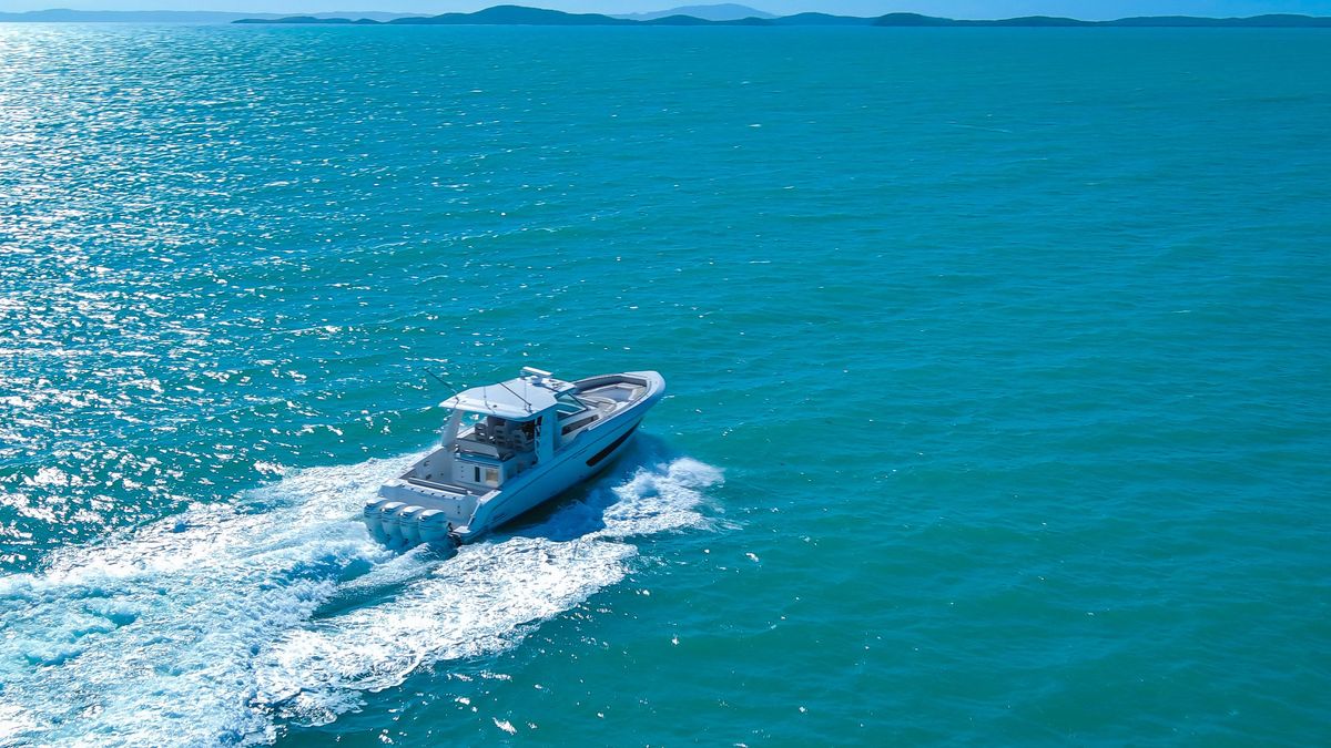 2017 Boston Whaler 42 