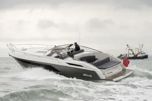 2014 Windy 39 Camira