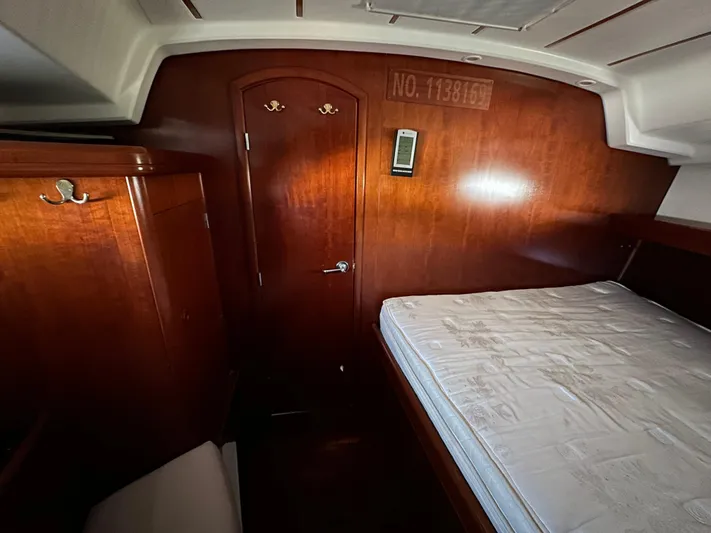 Phase II Yacht Photos Pics 