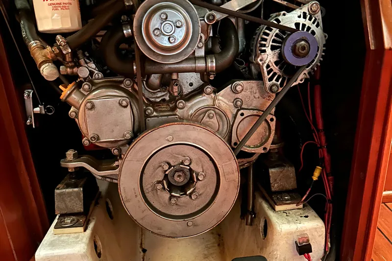 Phase II Yacht Photos Pics 