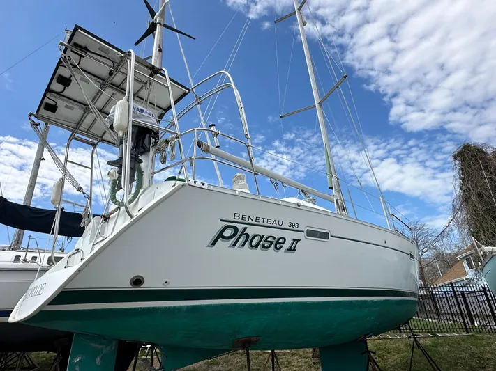 Phase II Yacht Photos Pics 