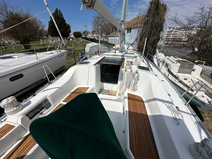 Phase II Yacht Photos Pics 