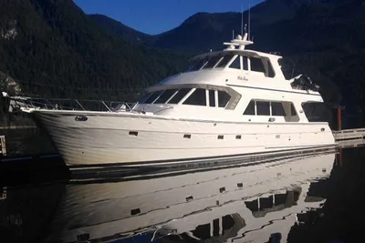 Legend Boats 680 Skylounge