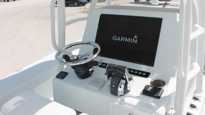 26 Barker 2022 Yacht Photos Pics Barker 26 Open - Helm Console